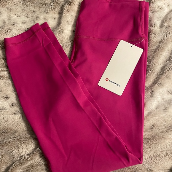 Lululemon Wunder leggings - Picture 2 of 2